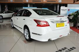 2015款日产天籁2.0L