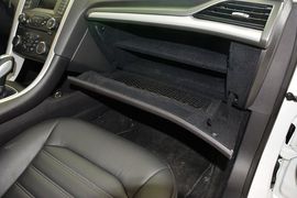 2013款福特蒙迪欧1.5L