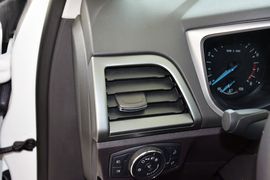 2013款福特蒙迪欧1.5L