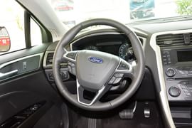 2013款福特蒙迪欧1.5L