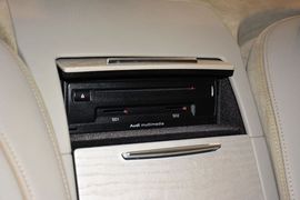 2014款奥迪A8L