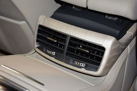 2014款奥迪A8L