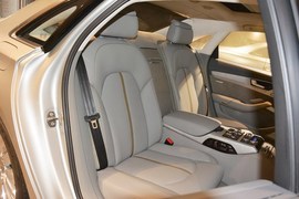 2014款奥迪A8L