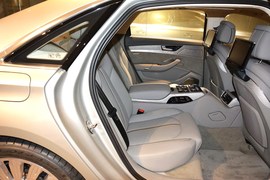 2014款奥迪A8L