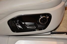 2014款奥迪A8L