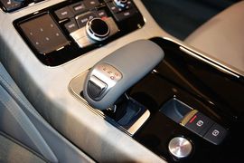 2014款奥迪A8L