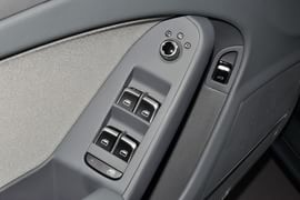 2015款奥迪A4L