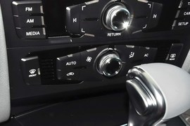 2015款奥迪A4L