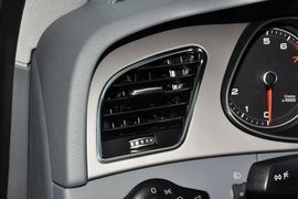 2015款奥迪A4L