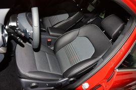 2015款奔驰B200动感型