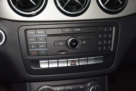 2015款奔驰B200动感型