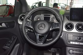 2015款奔驰B200动感型