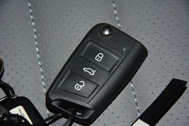 2015款斯柯达明锐1.6L