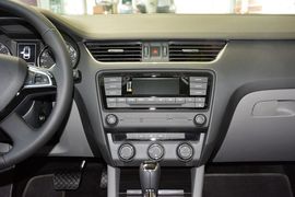 2015款斯柯达明锐1.6L