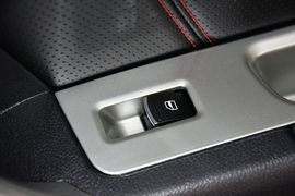 2014款哈弗H6升级版1.5T手动两驱精英型