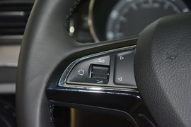 2014款斯柯达速派1.8TSI手自一体雅仕版