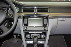 2014款斯柯达速派1.8TSI手自一体雅仕版