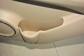 2015款北汽绅宝D20三厢1.5L自动乐尚版