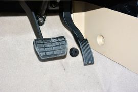 2015款北汽绅宝D20三厢1.5L自动乐尚版