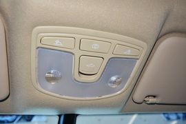 2015款北汽绅宝D20三厢1.5L自动乐尚版