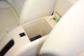 2015款北汽绅宝D20三厢1.5L自动乐尚版