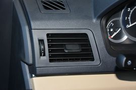 2015款北汽绅宝D20三厢1.5L自动乐尚版