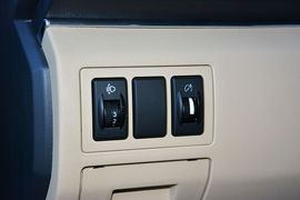 2015款北汽绅宝D20三厢1.5L自动乐尚版