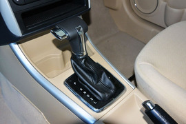 2015款北汽绅宝D20三厢1.5L自动乐尚版