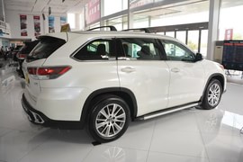 2015款丰田汉兰达3.5L