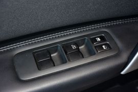 2015款日产逍客2.0XV