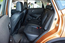 2015款日产逍客2.0XV