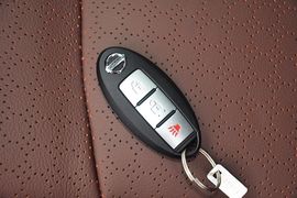 2015款日产逍客2.0XV