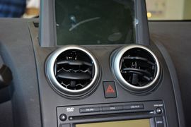 2015款日产逍客2.0XV
