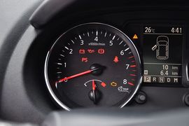 2015款日产逍客2.0XV