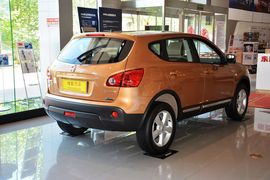 2015款日产逍客2.0XV
