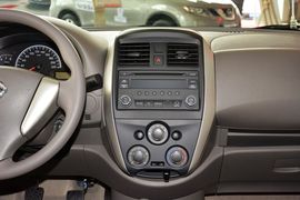 2014款日产阳光1.5XE