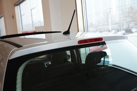 2013款标致307两厢