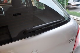 2013款标致307两厢