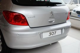 2013款标致307两厢