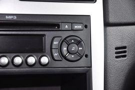 2013款标致307两厢