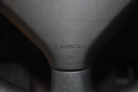 2013款标致307两厢