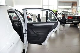 2014款大众宝来1.6L手动舒适型