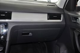 2014款大众宝来1.6L手动舒适型