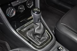 2014款大众宝来1.6L手动舒适型