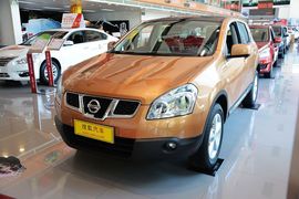 2015款日产逍客2.0XV