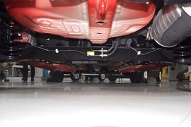 2014款铃木雨燕1.3L手动标准型