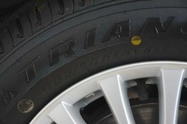 2014款铃木雨燕1.3L手动标准型