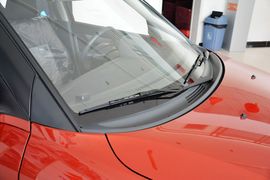 2014款铃木雨燕1.3L手动标准型