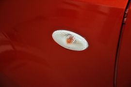 2014款铃木雨燕1.3L手动标准型