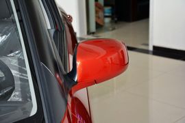 2014款铃木雨燕1.3L手动标准型